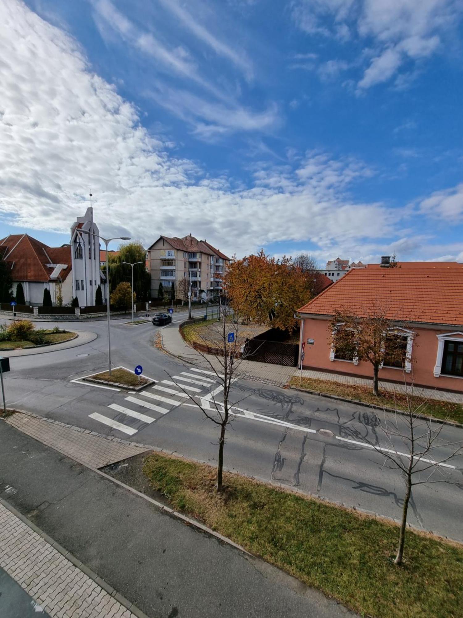 Pensiunea Korona And Restaurant Miercurea Ciuc Dış mekan fotoğraf