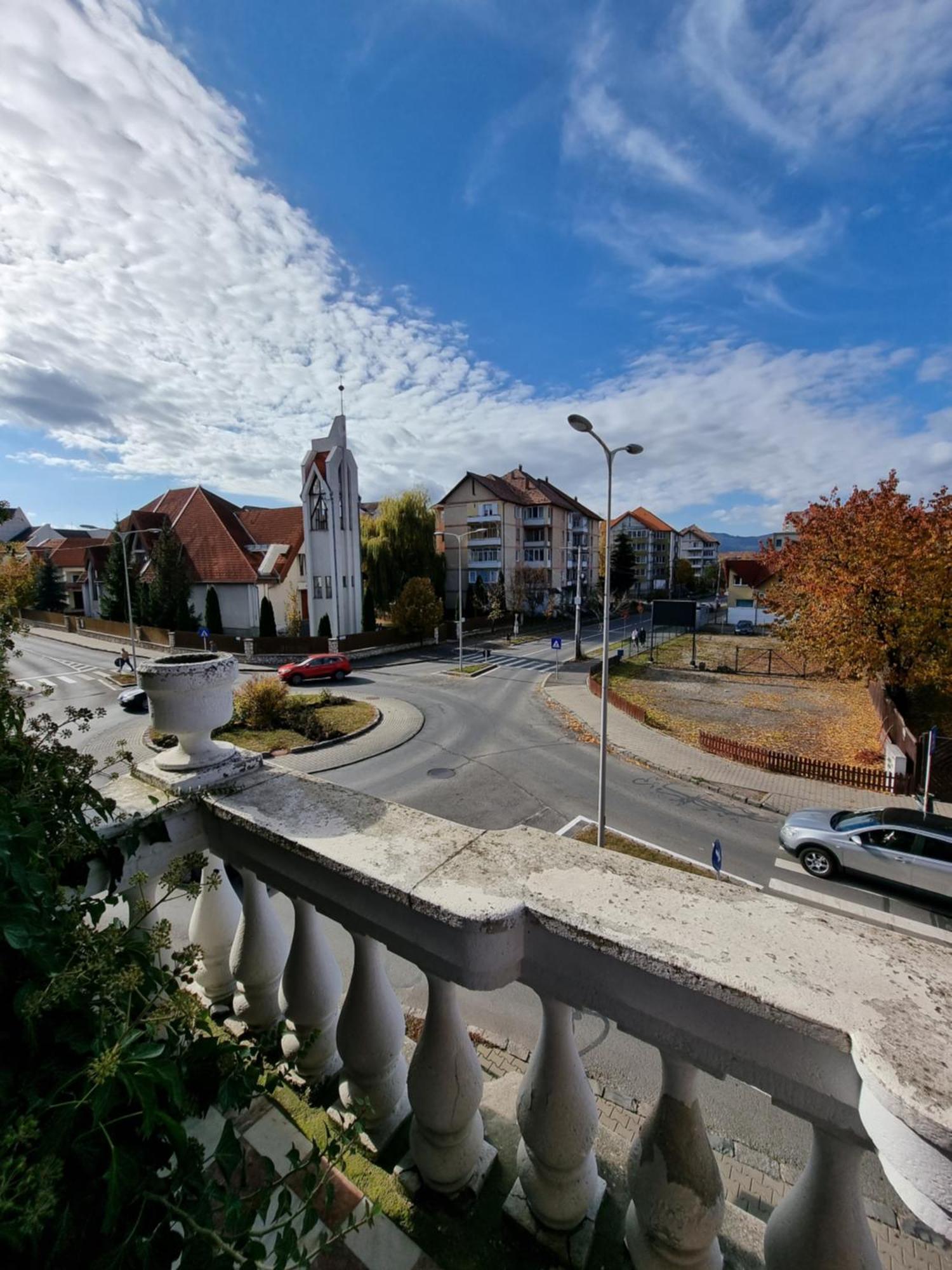 Pensiunea Korona And Restaurant Miercurea Ciuc Dış mekan fotoğraf