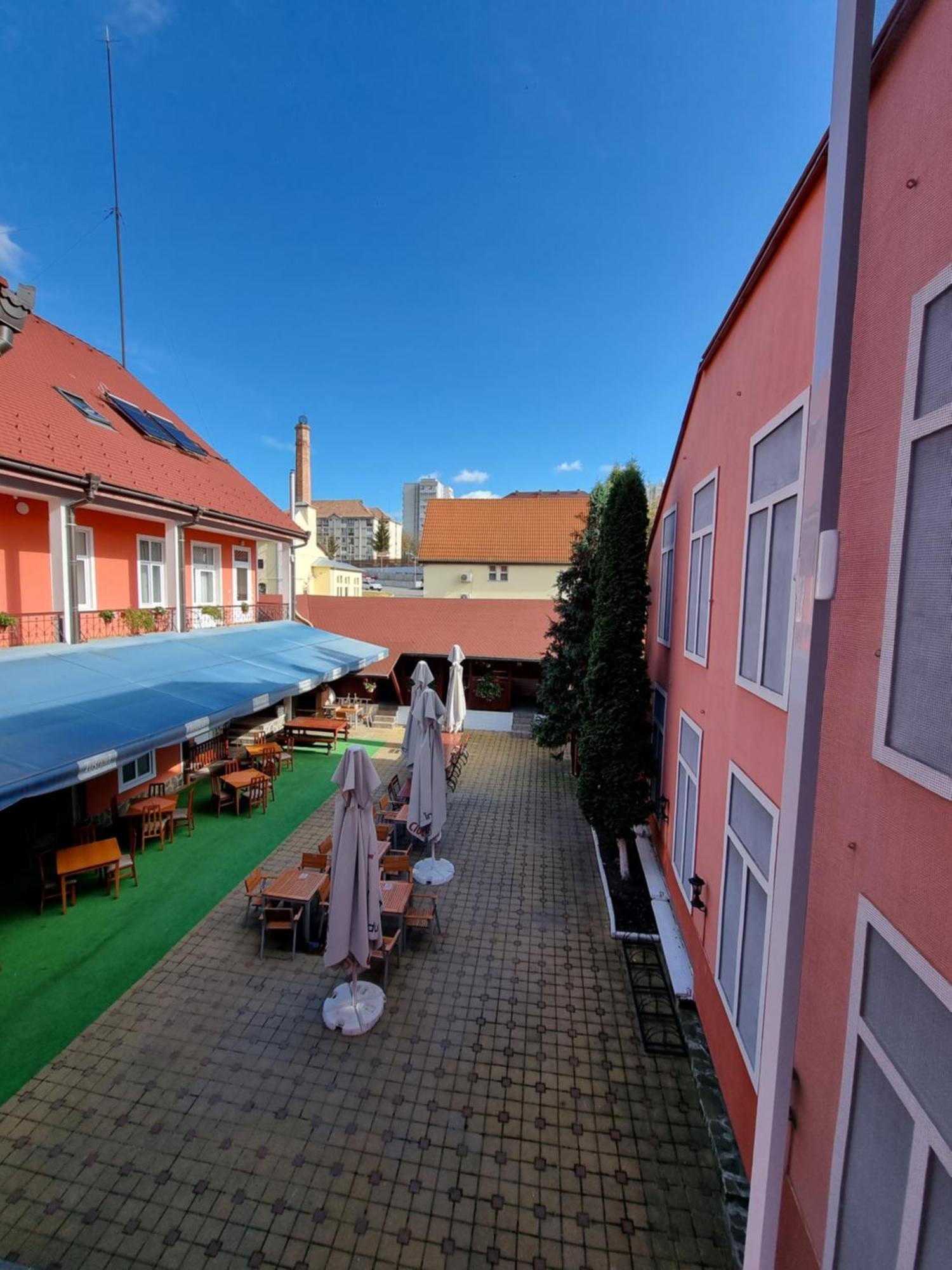 Pensiunea Korona And Restaurant Miercurea Ciuc Dış mekan fotoğraf